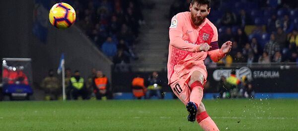 ليونيل ميسي خلال مباراة إسبانيول - سبوتنيك عربي