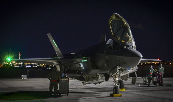 مجلة: إسرائيل تطور أخطر مقاتلة شبحية في العالم - سبوتنيك عربي