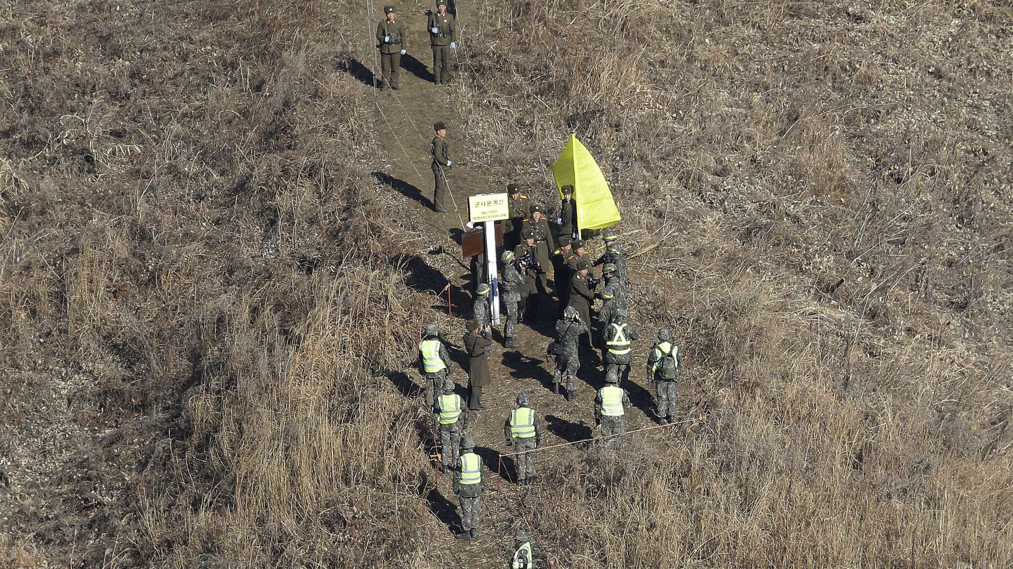 سيئول تقترح إجراء أول محادثات عسكرية مع كوريا الديمقراطية منذ سنوات