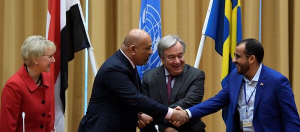 اتفاق بين أنصار الله والحكومة اليمنية اتفاق بين أنصار الله والحكومة اليمنية - سبوتنيك عربي