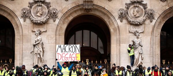 احتجاجات السترات الصفراء - سبوتنيك عربي