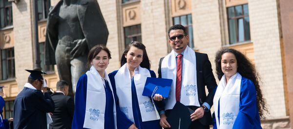 طلاب في جامعة الأورال الحكومية - سبوتنيك عربي