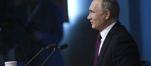 المؤتمر الصحفي السنوي للرئيس الروسي فلاديمير بوتين في موسكو، 20 ديسمبر/ كانون الأول 2018 - سبوتنيك عربي