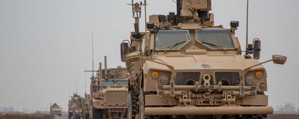 قوات الجيش الأمريكية في دير الزور، سوريا 22 نوفمبر/ تشرين الثاني 2018 - سبوتنيك عربي