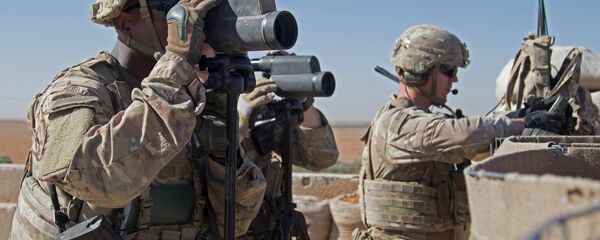  قوات الجيش الأمريكية في جولة تفقدية في منبج، سوريا 1 نوفمبر/ تشرين الثاني 2018 - سبوتنيك عربي