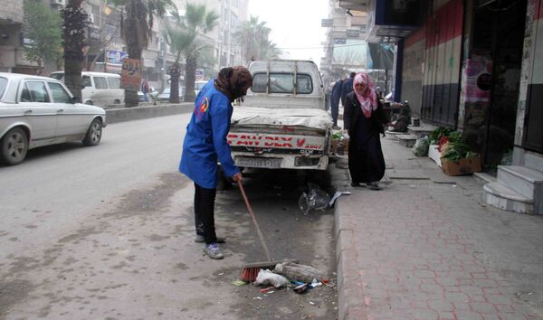 عاملات نظافة في شوارع دمشق - خلود حسين عبود عاملات نظافة في شوارع دمشق - خلود حسين عبود - سبوتنيك عربي