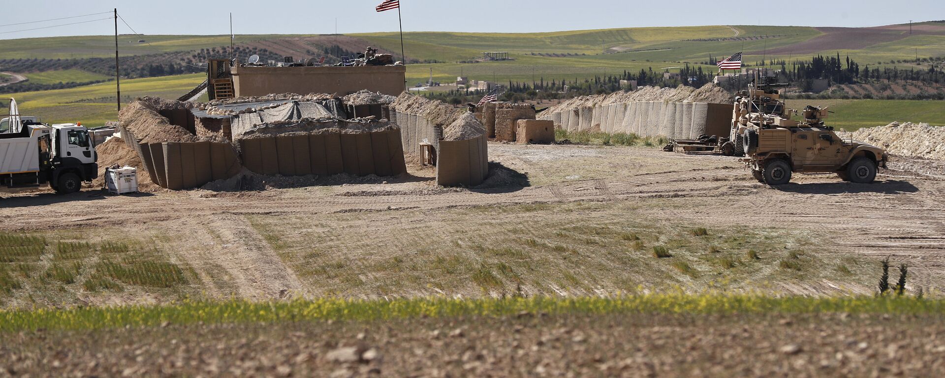 صورة أرشيفية - موقع قوات الجيش الأمريكي في منبج، سوريا 4 أبريل/ نيسان 2018 - سبوتنيك عربي, 1920, 19.08.2022