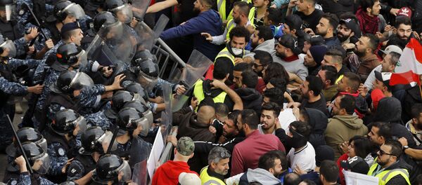 احتجاجات في لبنان - سبوتنيك عربي