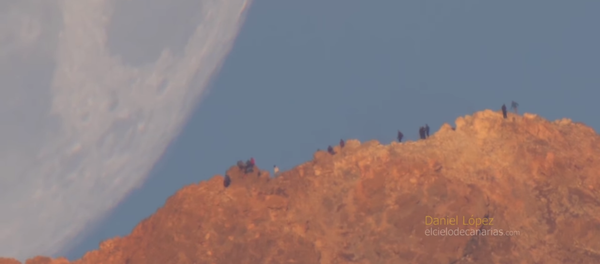 القمر يقترب من الأرض - سبوتنيك عربي