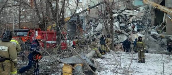 انفجار في مبنى سكني بمدينة ماغنيتاغورسك - سبوتنيك عربي