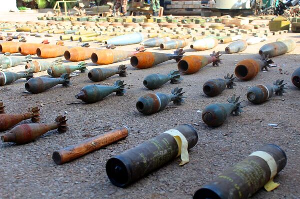 الجيش السوري يضبط ألغاما إسرائيلية وأحزمة ناسفة شرق درعا - سبوتنيك عربي