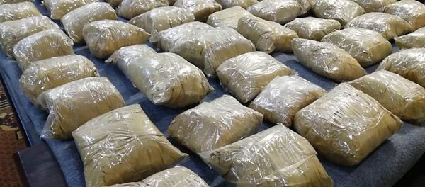 الأمن السوري يضبط كمية كبيرة من المخدرات في كازية مهجورة الأمن السوري يضبط كمية كبيرة من المخدرات في كازية مهجورة - سبوتنيك عربي