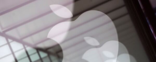 شعار شركة أبل في شنغهاي، الصين 3 يناير/ كانون الثاني 2019 - سبوتنيك عربي