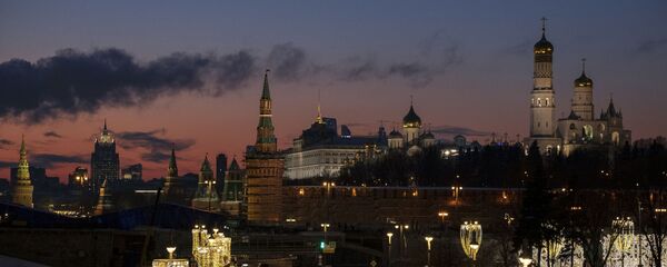 مدينة موسكو في فصل الشتاء 2019 - ضفة الكرملين على نهر موسكو - سبوتنيك عربي