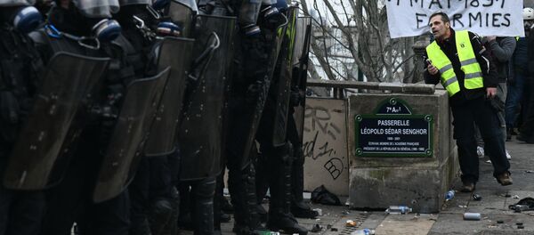 استمرار احتجاجات السترات الصفراء في باريس، فرنس - سبوتنيك عربي