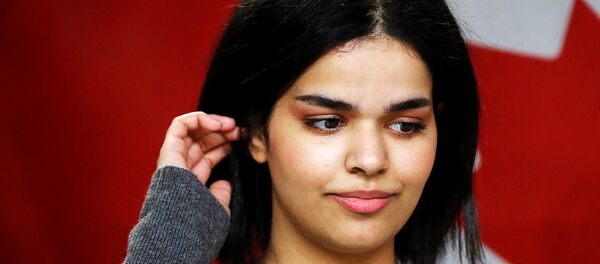 السعودية رهف محمد القنون في كندا - سبوتنيك عربي