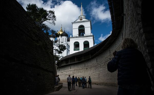 السياح في كرملين بسكوف - سبوتنيك عربي