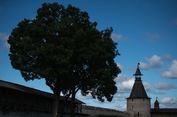 البرج الشمالي لكرملين بسكوف - سبوتنيك عربي