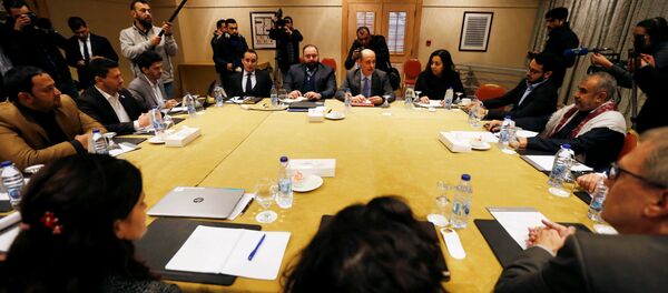 مندوبون من أنصار الله والحكومة اليمنية المدعومة من السعودية يناقشون صفقة تبادل الأسرى في عمان - سبوتنيك عربي