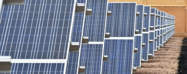 محطة لتوليد الكهرباء من الطاقة الشمسية، تبعد 20 كيلومترا عن دمشق، سوريا - سبوتنيك عربي