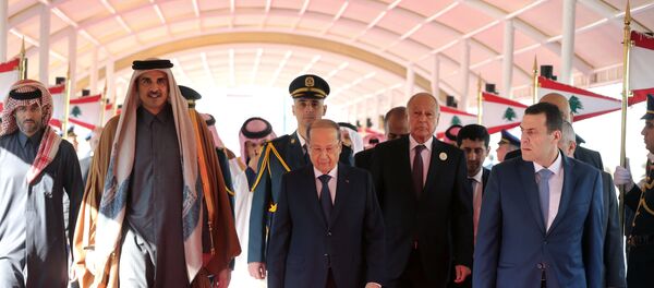 ميشيل عون وأمير قطر في القمة العربية الاقتصادية - سبوتنيك عربي