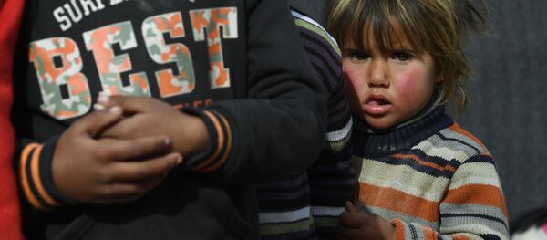 مخيم اللاجئين، النازحين السوريين من تدمر، في ريف حمص، سوريا - سبوتنيك عربي