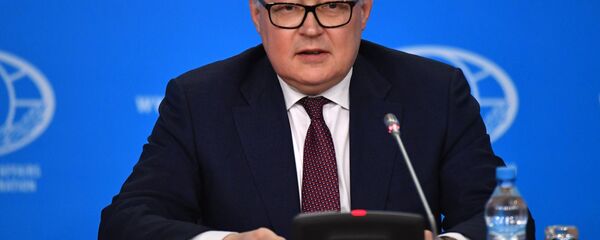 نائب وزير الخارجية الروسي، سيرغي ريابكوف خلال مؤتمر صحفي حول معاهدة الصواريخ متوسطة وبعيدة المدى - سبوتنيك عربي