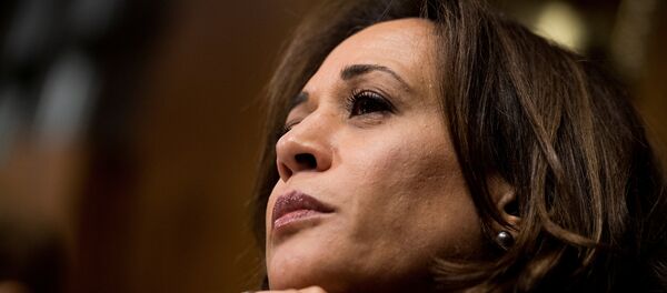 السيناتور الأمريكية كمالا هاريس السيناتور الأمريكية كمالا هاريس - سبوتنيك عربي