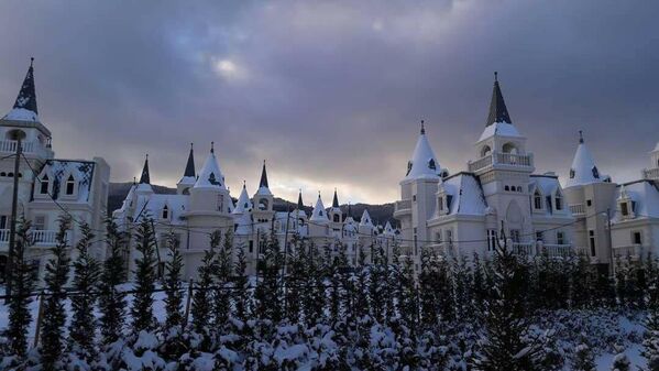 فيلات برج الباباز بالقرب من مدينة مودورنو، تركيا، 15 ديسمبر/ كانون الأول 2018 - سبوتنيك عربي