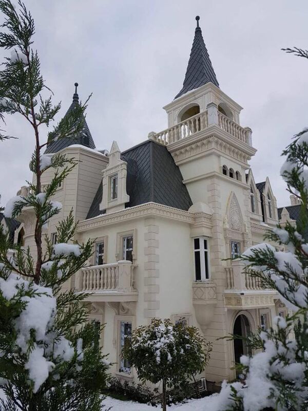 فيلات برج الباباز بالقرب من مدينة مودورنو، تركيا، 15 ديسمبر/ كانون الأول 2018 - سبوتنيك عربي