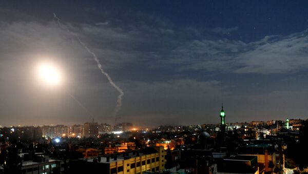 صواريخ العداون الإسرائيلي فوق سماء دمشق، 21 يناير/ كانون الثاني 2019 - سبوتنيك عربي