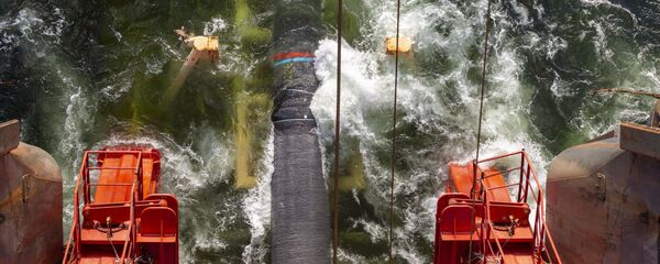 تركيب أنابيب الغاز لمشروع التيار الشمالي - 2 في خليج فنلندا - سبوتنيك عربي