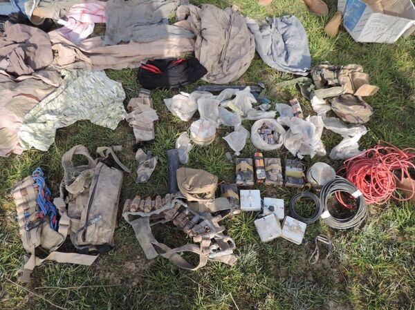 القوات العراقية تزيل أثار داعش من أكبر بحيرات البلاد  - سبوتنيك عربي