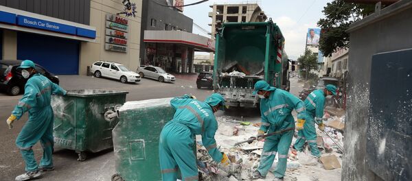 عمال نظافة في بيروت صورة أرشيفية عمال نظافة في بيروت صورة أرشيفية - سبوتنيك عربي