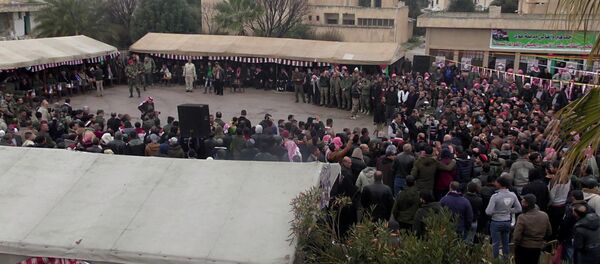 درعا.. آلاف الفارين من الخدمة يلتحقون بالجيش السوري (فيديو وصور) درعا.. آلاف الفارين من الخدمة يلتحقون بالجيش السوري (فيديو وصور) - سبوتنيك عربي
