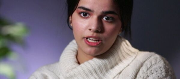 الفتاة السعودية رهف محمد القنون خلال مقابلة تلفزيونية في تورونتو، كندا 14 يناير/ كانون الثاني 2019 - سبوتنيك عربي