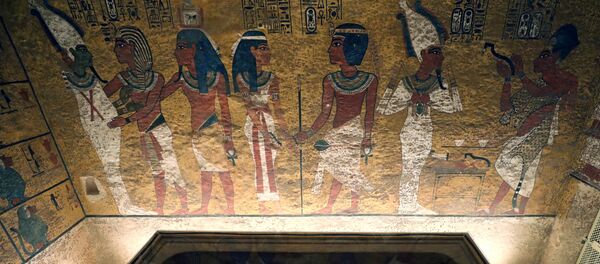 الانتهاء من ترميم مقبرة، تابوت، الفرعون، توت عنخ آمون، الأقصر، مصر 31 يناير/ كانون الثاني 2019 - سبوتنيك عربي