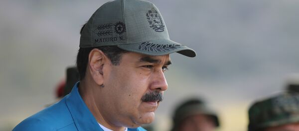 الرئيس الفنزويلي نيكولاس مادورو يحضر تدريبات عسكرية في توريسمو - سبوتنيك عربي