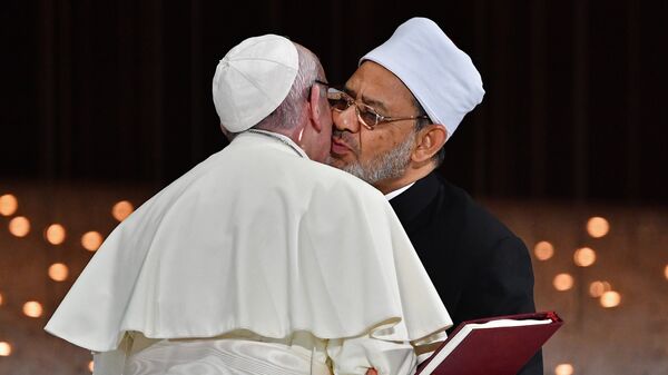 البابا فرنسيس، وشيخ الأزهر أحمد الطيب - سبوتنيك عربي