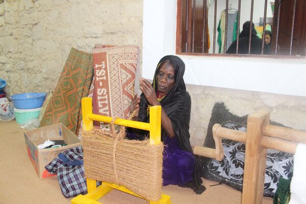 حشيمة صانعة الحبال في سلطنة عمان - سبوتنيك عربي