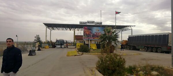 عودة اللاجئين، النازحين، المهجرين،من مخيمات الأردن إلى الرقة وريف دمشق، سوريا - سبوتنيك عربي