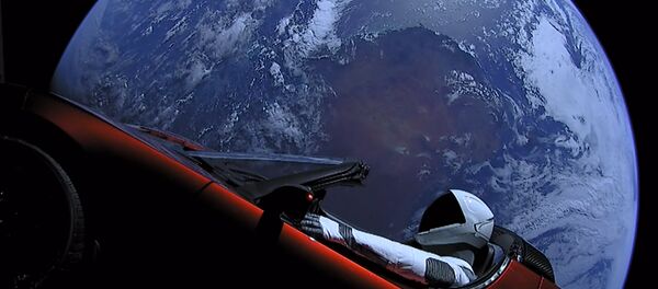 صاروخ ناقل فالكون هيفي (Falcon Heavy) من شركة سبيس إكس (SpaceX ) ينطلق بنجاح ويخرج سيارة تسلا (Tesla Roadster) إلى الفضاء صاروخ ناقل فالكون هيفي (Falcon Heavy) من شركة سبيس إكس (SpaceX ) ينطلق بنجاح ويخرج سيارة تسلا (Tesla Roadster) إلى الفضاء - سبوتنيك عربي