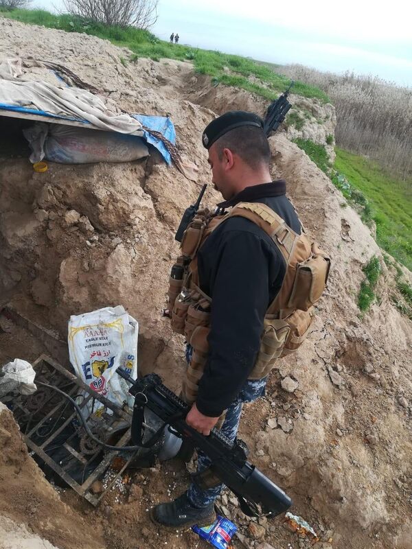 القوات الأمنية العراقية تدمر بقايا داعش وتجفيف منابع تمويله - سبوتنيك عربي