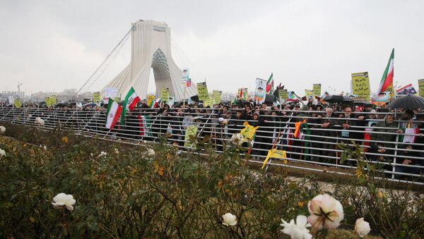 الذكرى الـ 40 على الثورة الإسلامية الإيرانية، اسقطا نظام الشاه في 1979، مسيرات في طهران، إيران 11 فبراير/ شباط 2019 - سبوتنيك عربي