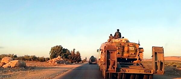 الجيش السوري يدفع بتعزيزات ضاربة نحو إدلب - سبوتنيك عربي