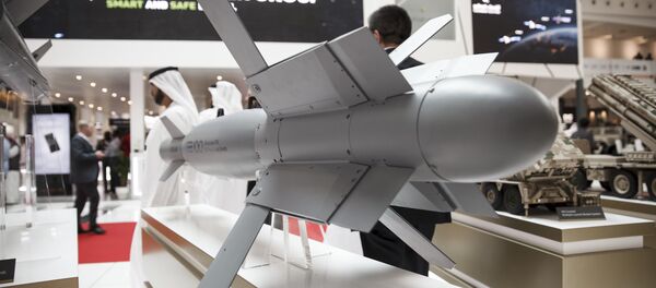 معرض آيدكس 2019 في أبو ظبي، الإمارات 18 فبراير/ شباط 2019 - سبوتنيك عربي