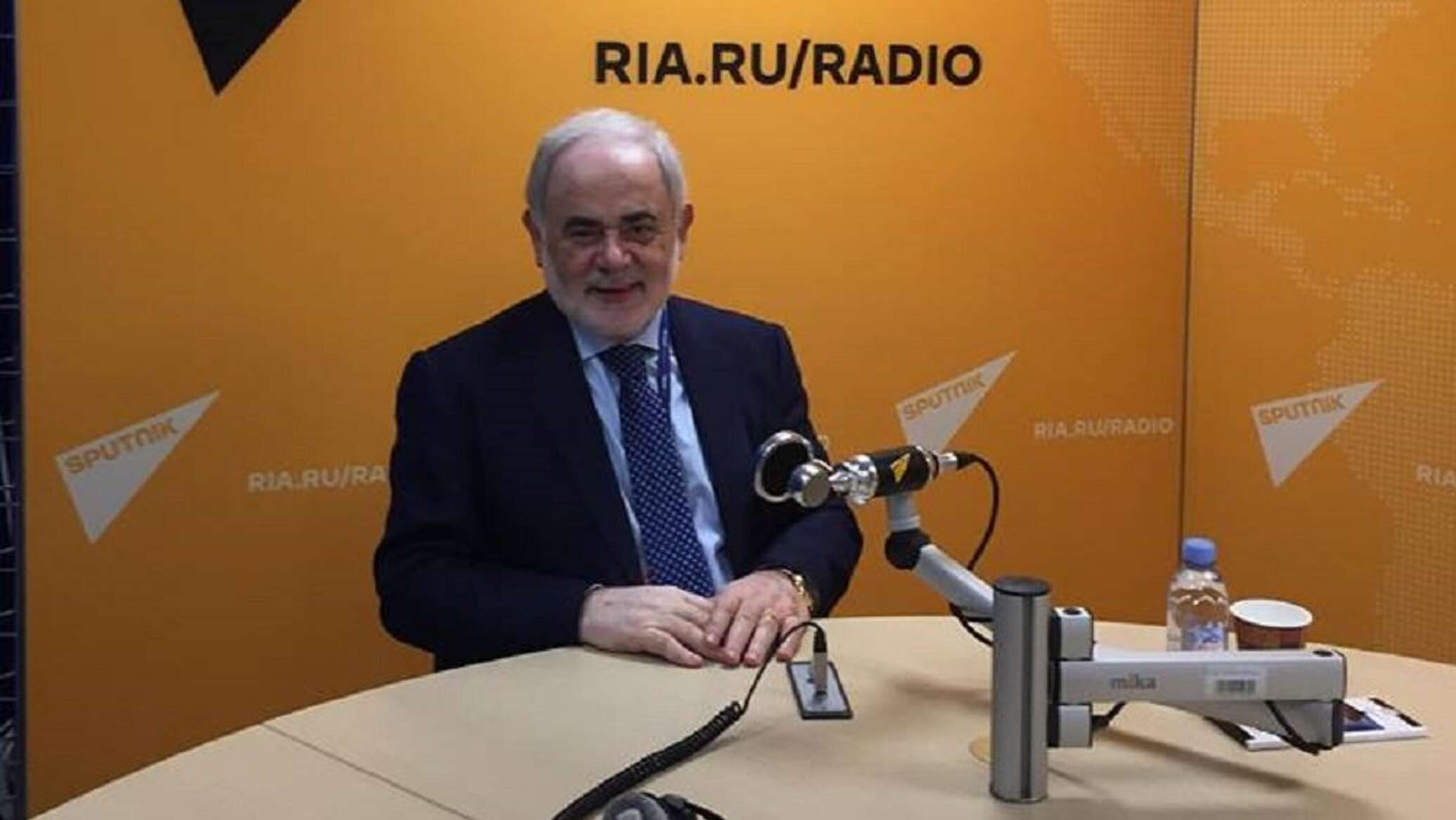 نائب لبناني سابق: المطلوب من زيلينسكي الذهاب بجرأة للتوقيع على اتفاقية سلام وإلا أوكرانيا هي الخاسرة