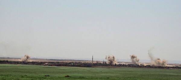 سيناريو الغوطة.. الحربي السوري يدمر بنك أهداف لـالقاعدة بريف إدلب سيناريو الغوطة.. الحربي السوري يدمر بنك أهداف لـالقاعدة بريف إدلب - سبوتنيك عربي