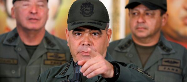 وزير الدفاع الفنزويلي فلاديمير بادرينو لوبيز في مؤتمر صحفي في العاصمة كاراكاس في 19 فبراير / شباط 2019 - سبوتنيك عربي