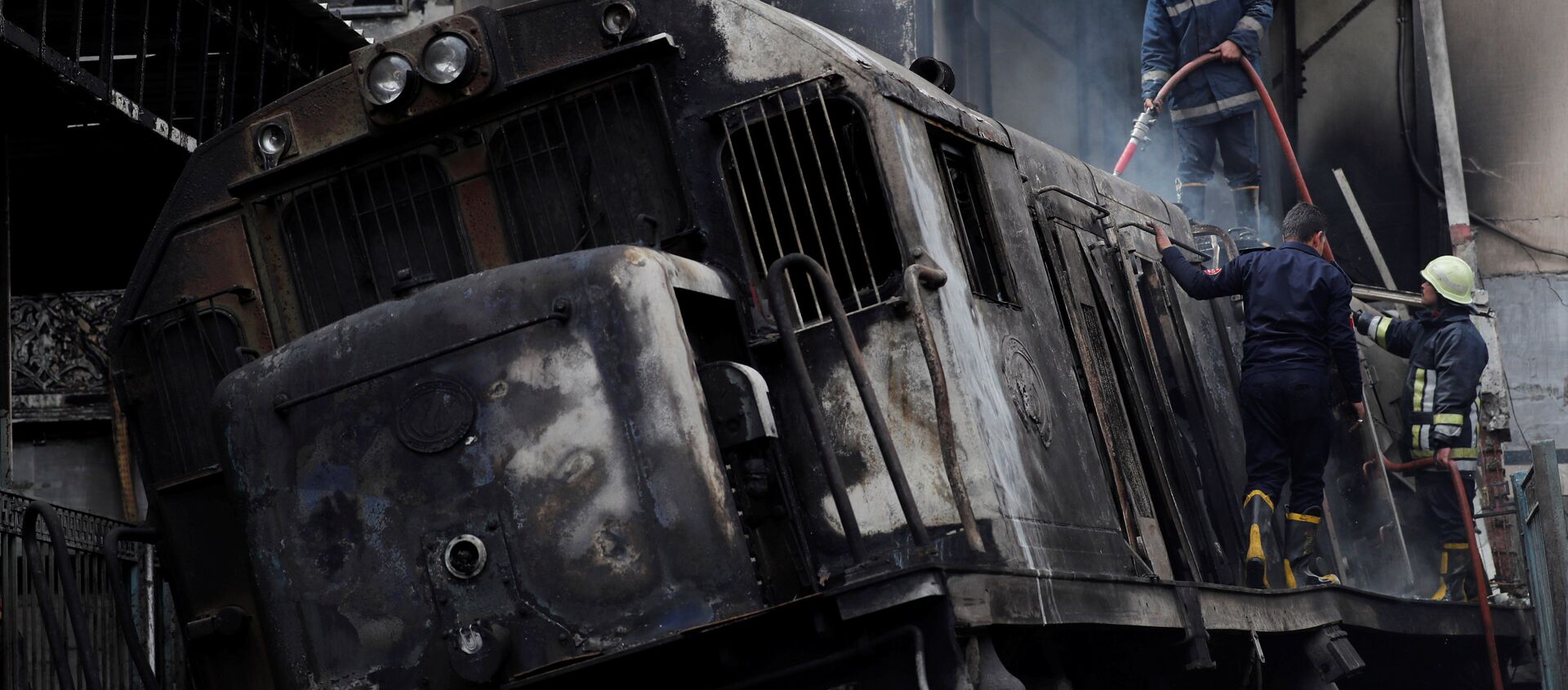 قطار محطة مصر المحترق - سبوتنيك عربي, 1920, 27.06.2021